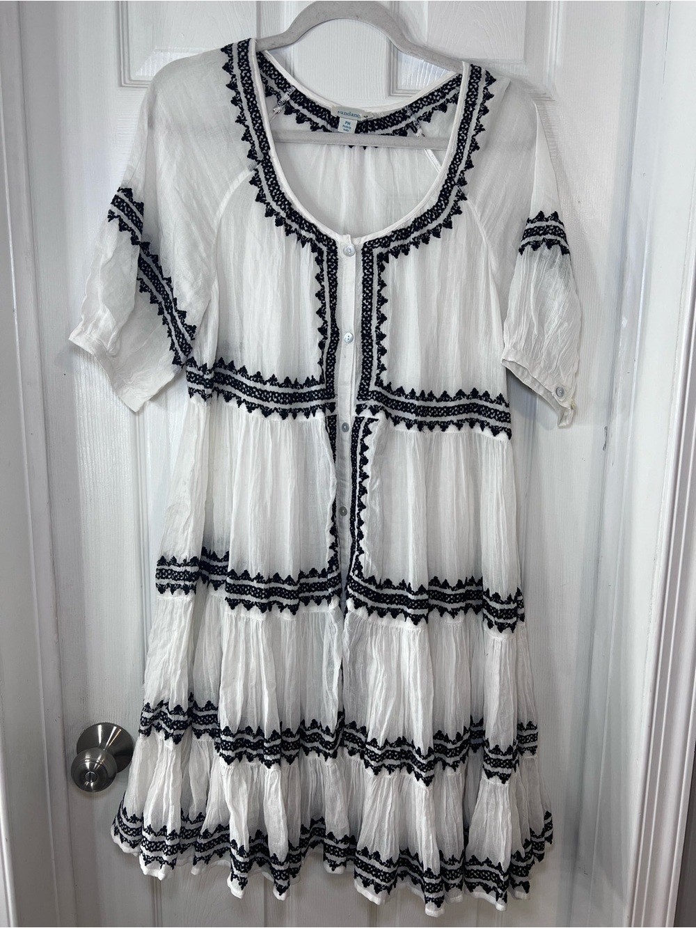 Sundance Sea La Vie Embroidered Dress White Black Size PM - Picture 2 of 14